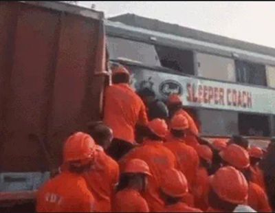Gujarat: Deadly Road Accident in Vadodara Claims 6 Lives, Injures 31